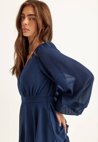 Long Sleeve Tiered Midi Dress