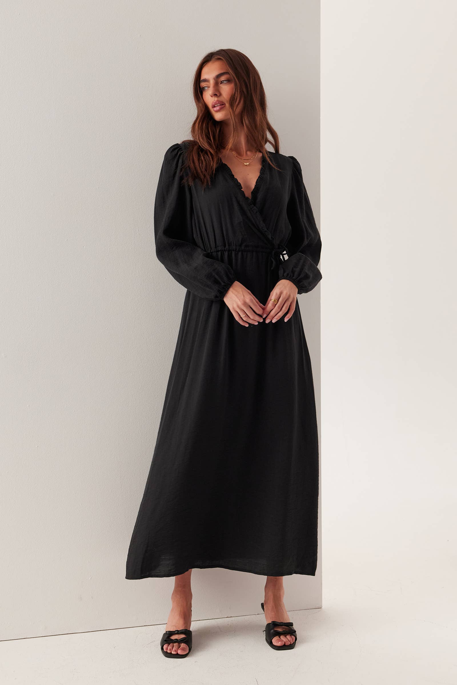 Bubbleroom – Flowy Maxi Dress – Black – Black