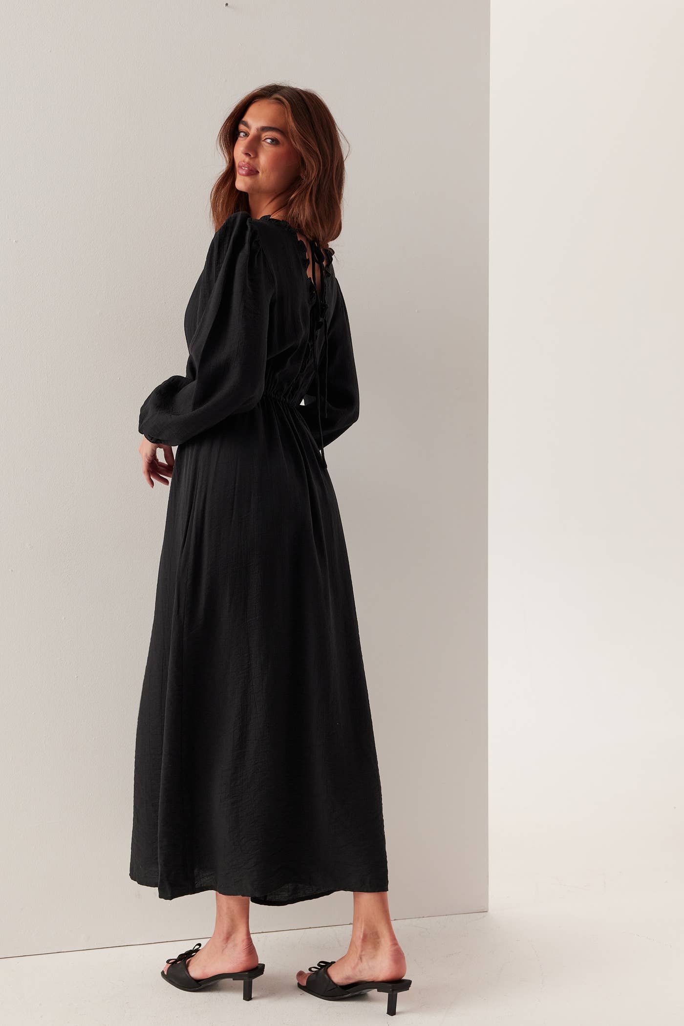 Bubbleroom – Flowy Maxi Dress – Black – Black