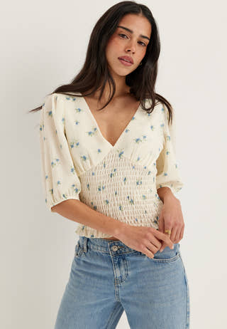 723697-0329-40012_001