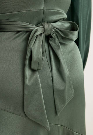 Satin Balloon Sleeve High Low