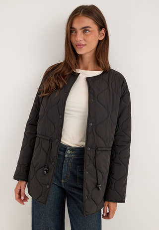 Scarf Quilted Short Jacket Black