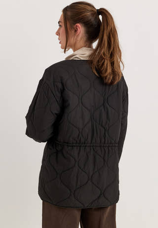 Scarf Quilted Short Jacket Black