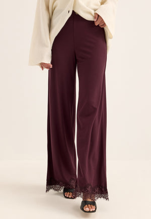 Lace Detail Trousers Red