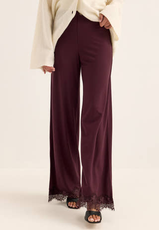 Lace Detail Trousers Red