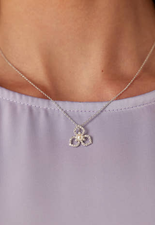 Elise Necklace - Ivory Pearl