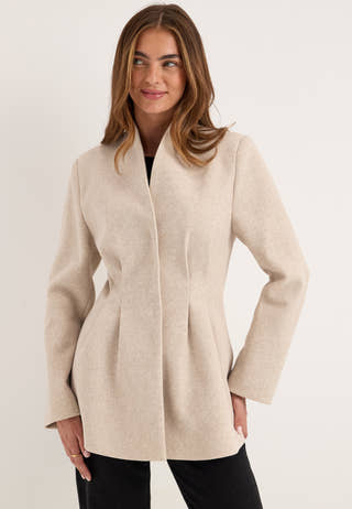 Shaped Short Coat White