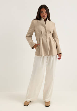 Shaped Short Coat White