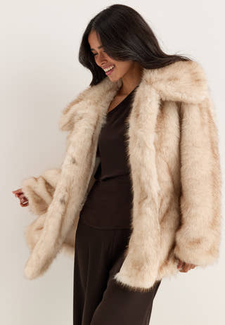 Short Peplum Faux Fur Coat White