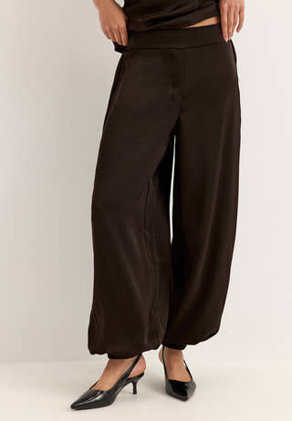 Satin Balloon Trousers Brown