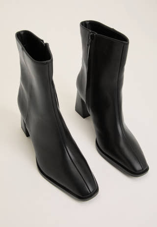 Classic Heeled Boot Black
