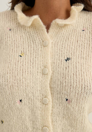 Viflora L/S O-NECK EMB KNIT CA Floral