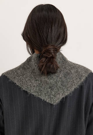 Knitted Mini Scarf Grey