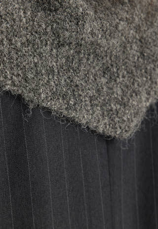 Knitted Mini Scarf Grey