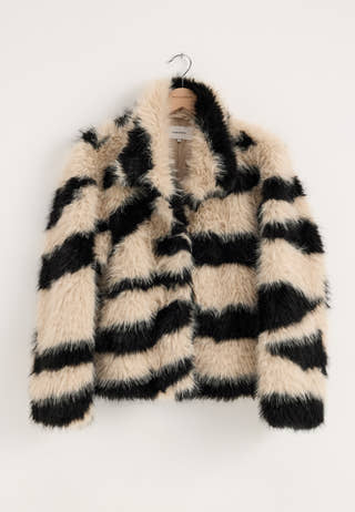 Short Faux Fur Coat Patterned