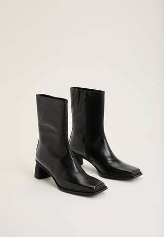 Elvina Leather Boot Black