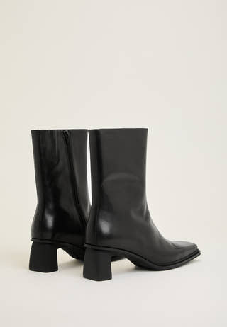 Elvina Leather Boot Black