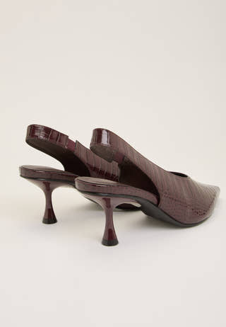 High Vamp Pointy Slingback Red