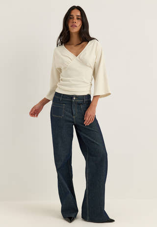 V-neck Batwing top White