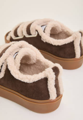 Shearling Low Velcro Sneaker Brown