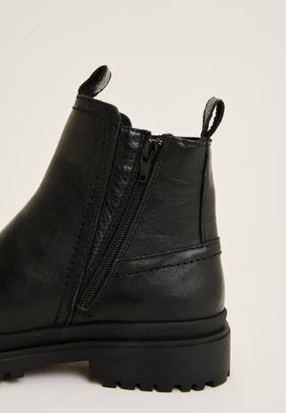 Mount Verdi Zip Leather Boot Black