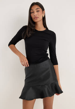 Vishina Hw Short Skirt Black