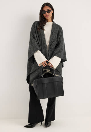 Vmmolly Poncho Boo Black