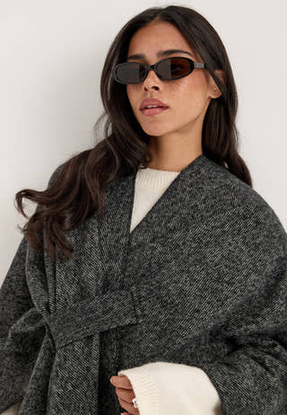 Vmmolly Poncho Boo Black