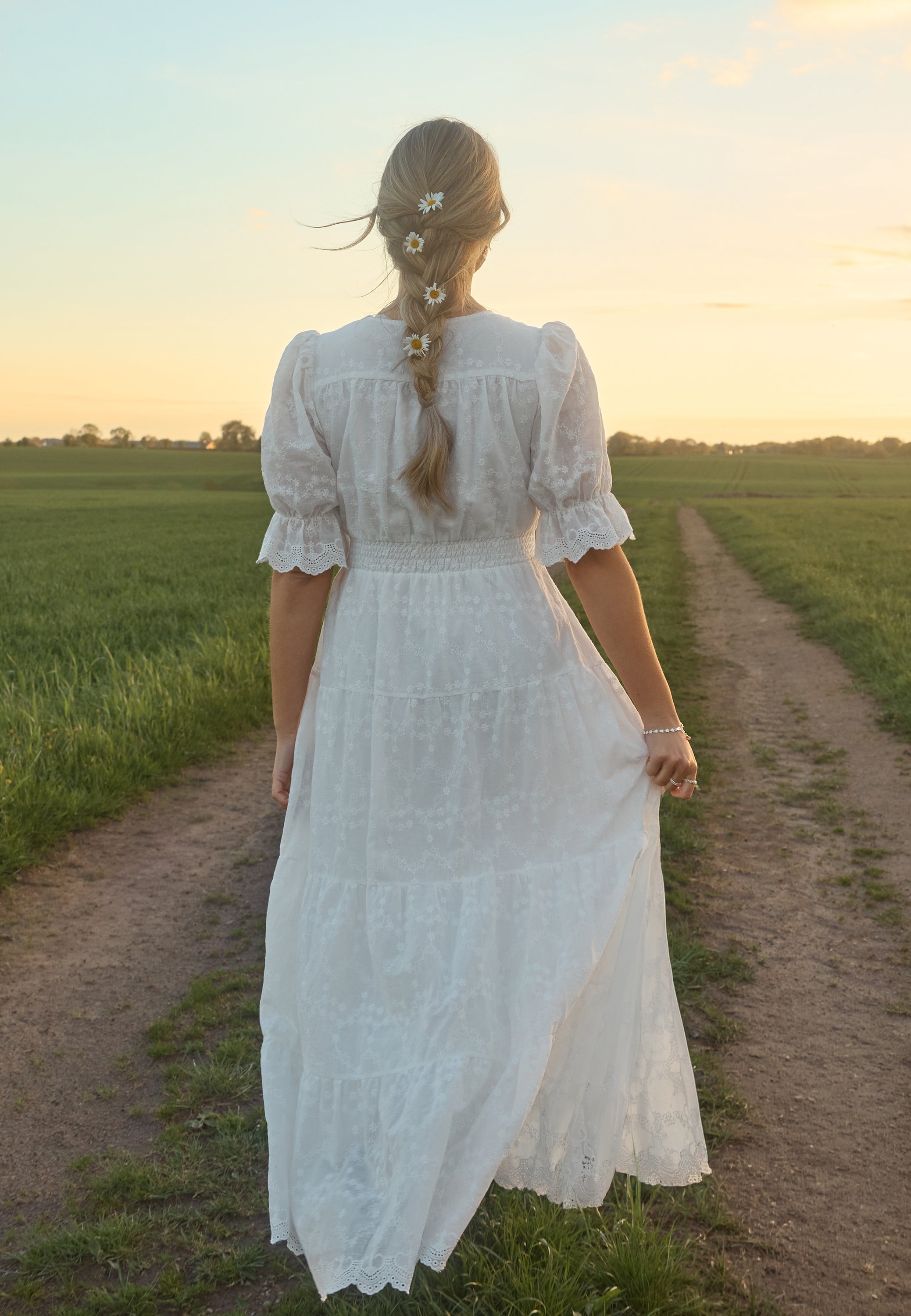 Bianca gonzalez x – Broderie Anglaise Maxi Dress – Bianca Gonzalez