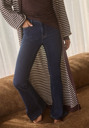 High Flare Superstretch Jeans