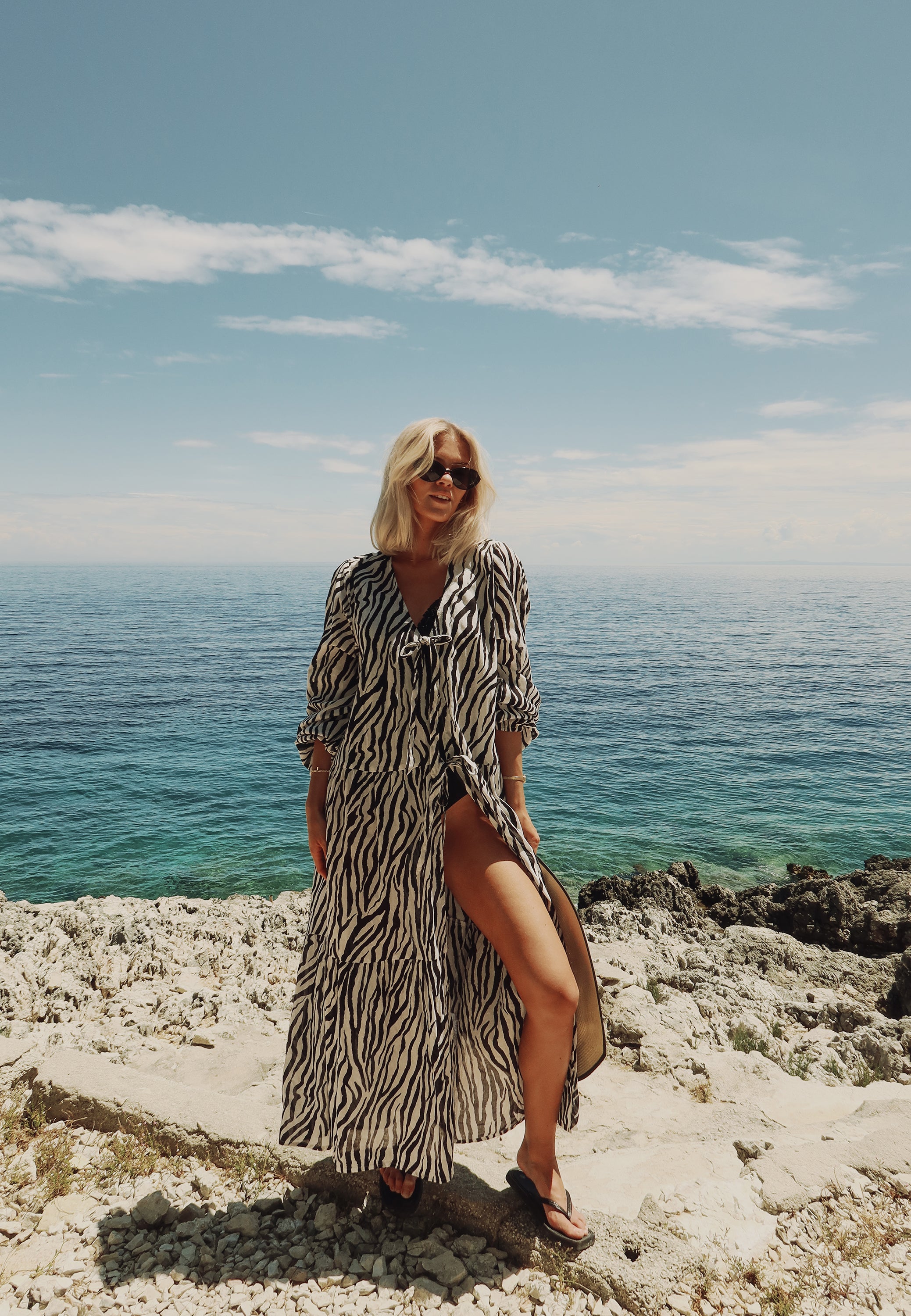 zebra print beach dress Rat & Boa Rosela Dress Zebra XL Navy