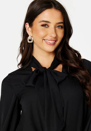 Beth bow blouse