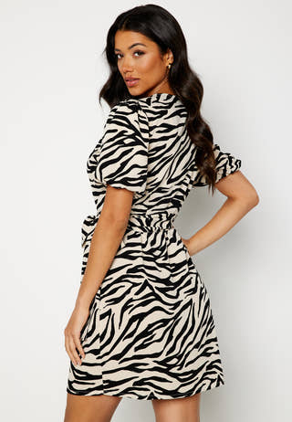 Tuva Dress