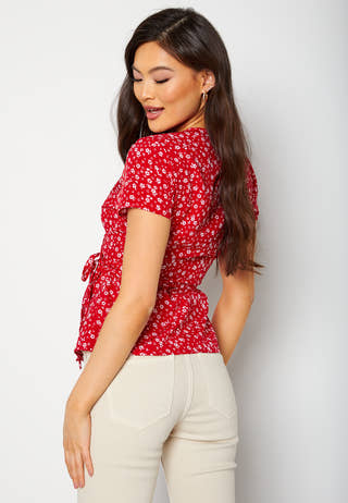Caylee wrap top
