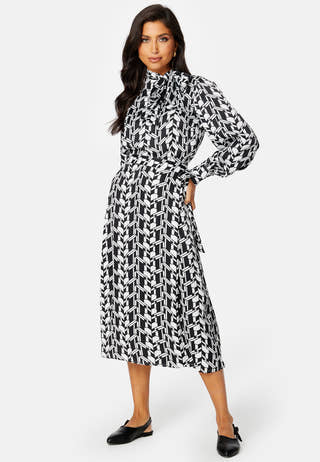 CC bow blouse