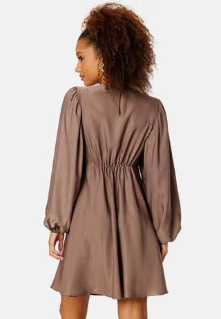 Charli Balloon Sleeve Dress