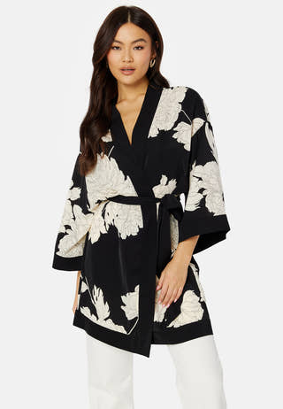 Dayana kimono