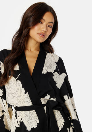 Dayana kimono