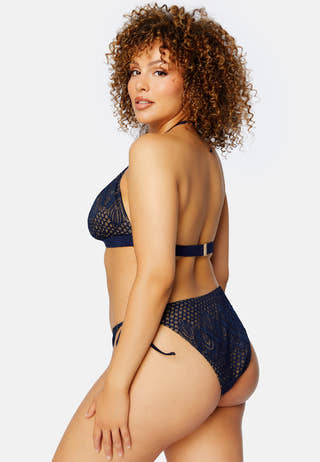 Tie Lace Bottom