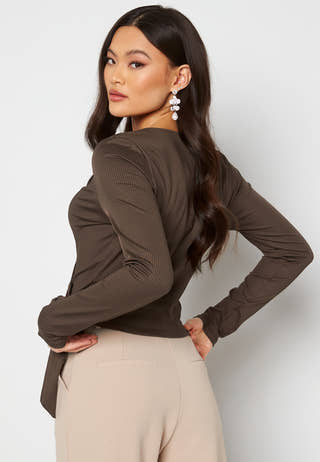 Karla wrap top