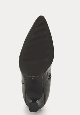 Leather Pointy High Heeled Boots