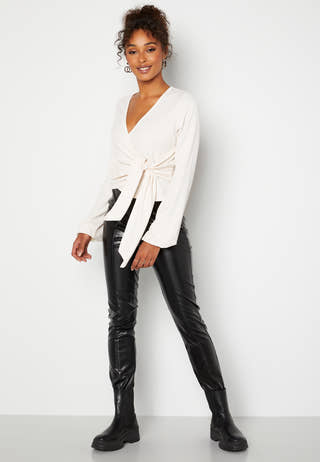 Leighton wrap top