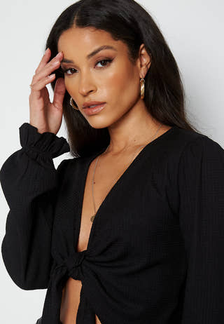 Lillia front tie top