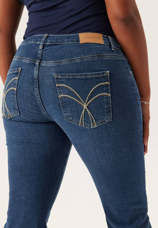 Low Embroidery Pocket Jeans