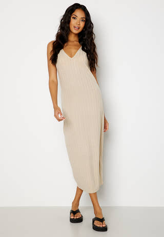 Magnolia deep back dress