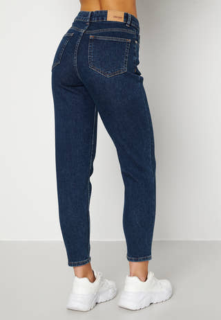 Melinda comfy mom jeans