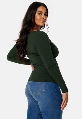 Minea drapy top