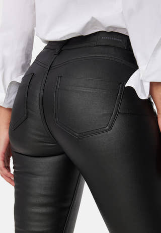 Mid Waist Push-Up Coated Jeans