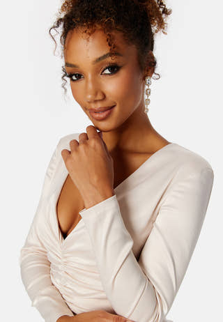 Hyntecia Satin Gown