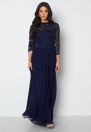 Jolie Lace Gown